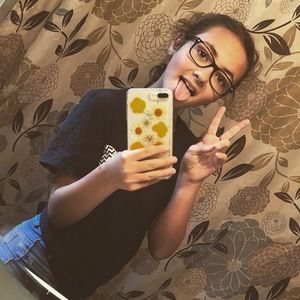 Meet your Posher, Emma